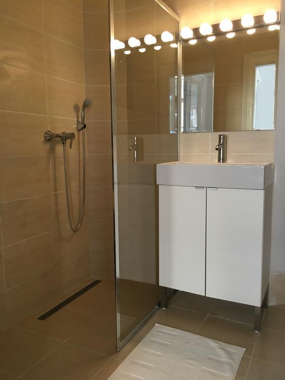 Budget Apartment by Hi5-Rákoczi 24 Boedapest Buitenkant foto