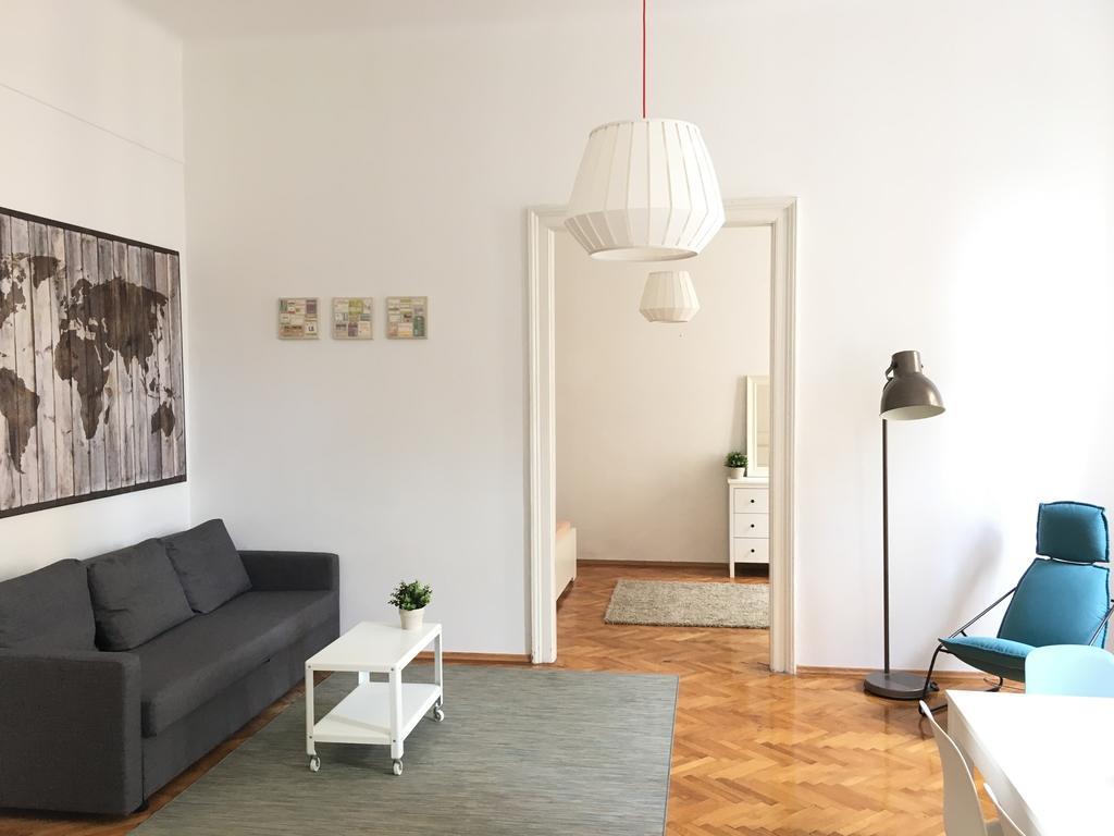 Budget Apartment by Hi5-Rákoczi 24 Boedapest Buitenkant foto