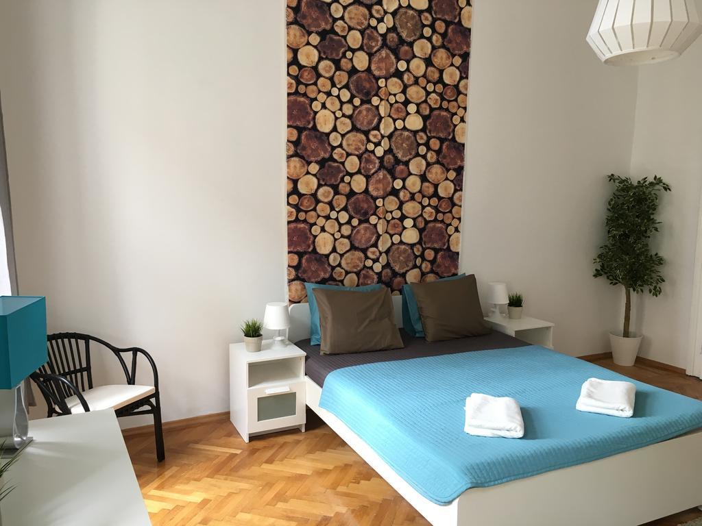 Budget Apartment by Hi5-Rákoczi 24 Boedapest Buitenkant foto
