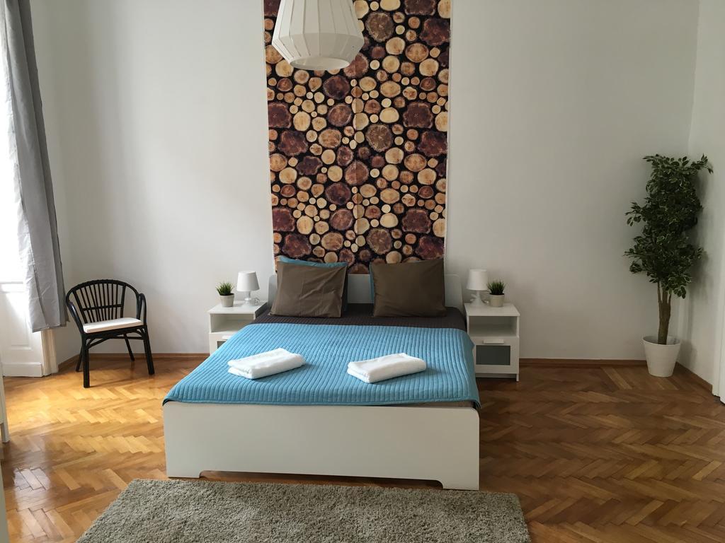 Budget Apartment by Hi5-Rákoczi 24 Boedapest Buitenkant foto